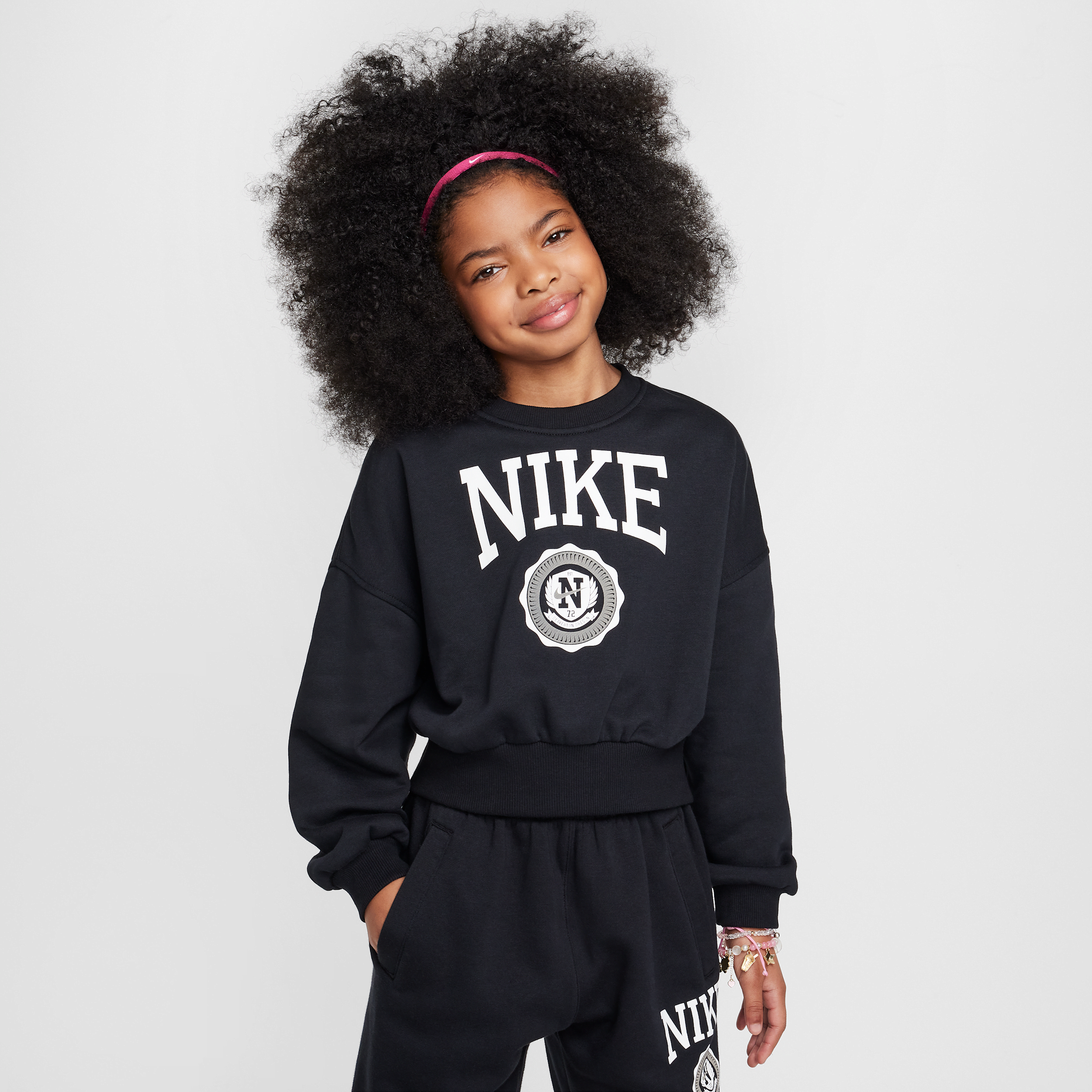 Nike Sportswear Club sweatshirt van sweatstof met ronde hals voor meisjes - Zwart