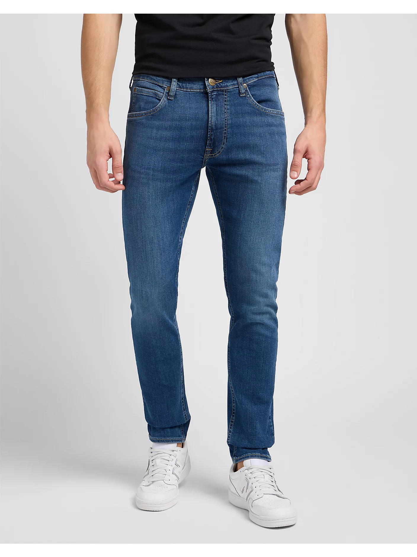 Lee Luke slim tapered east new york 77402-23