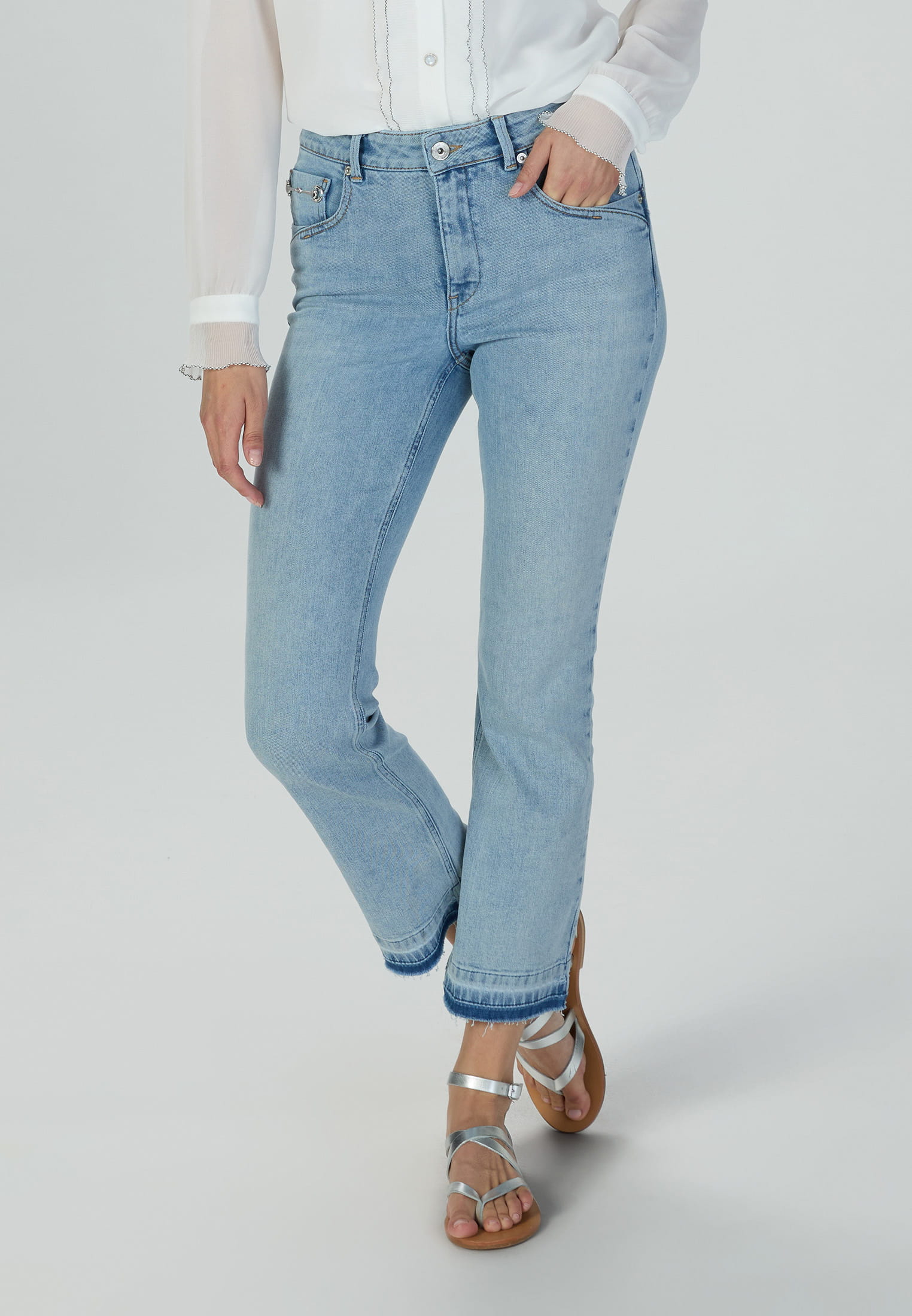 MARC AUREL Cropped Flared Jeans mit Schmuckapplikation