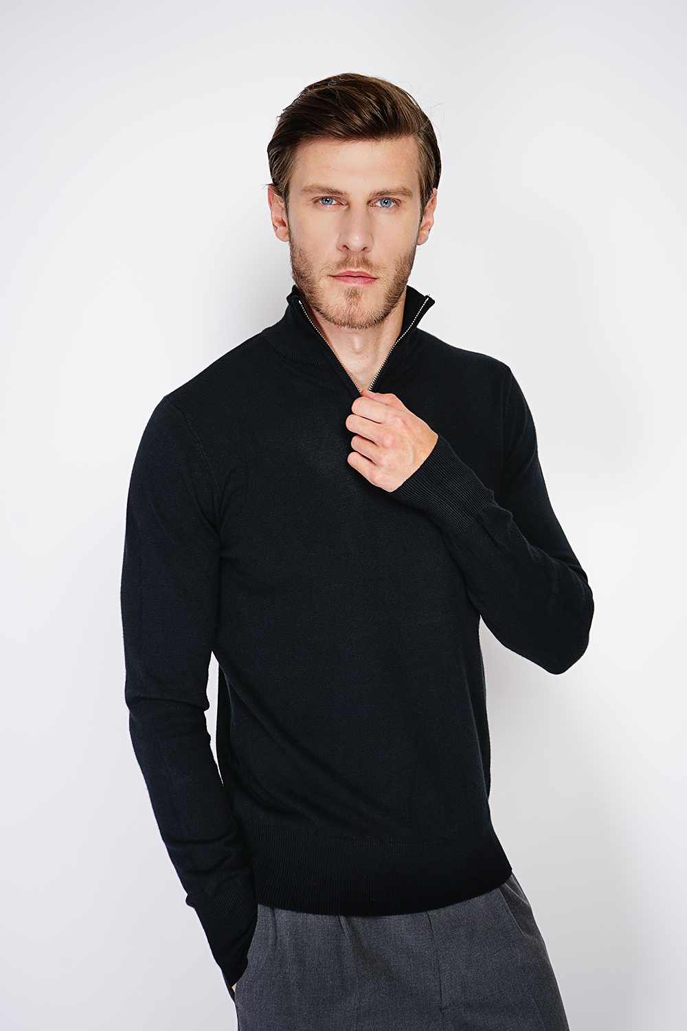 William de Faye Short zip black