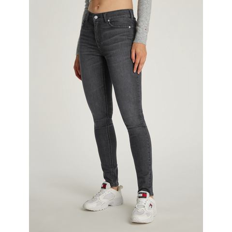 TOMMY JEANS Skinny fit jeans NORA MR SKNY CI1263 met wasbeurt, met logo-badge