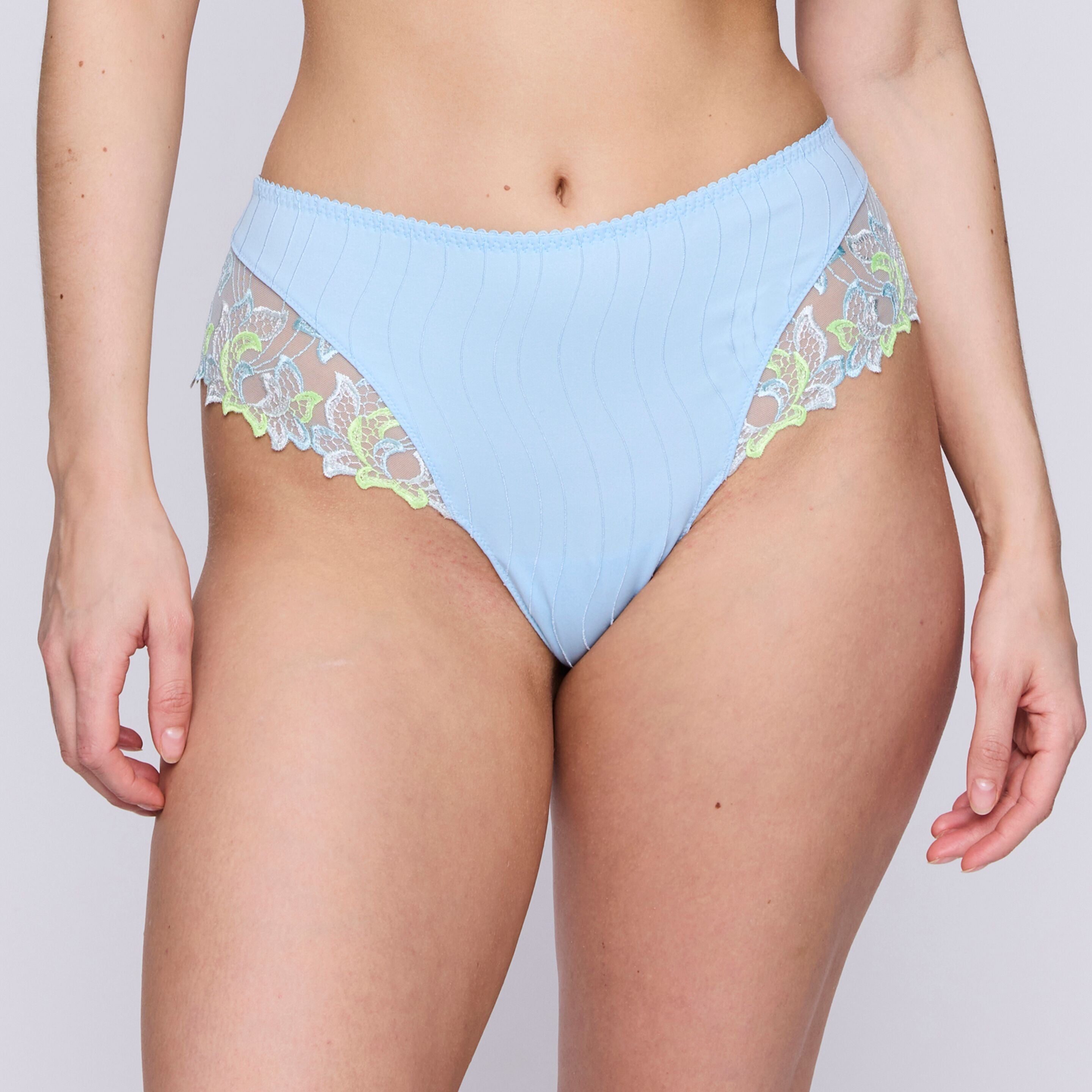 PrimaDonna Deauville g-string, lichtblauw