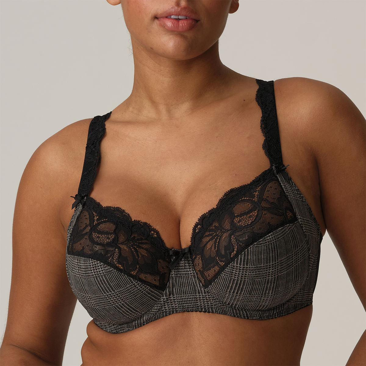 PrimaDonna Madison BH met beugel, zwart