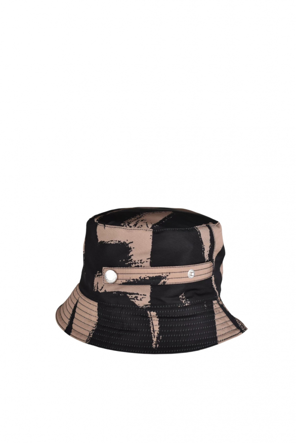 Alexander McQueen Bob Naakt