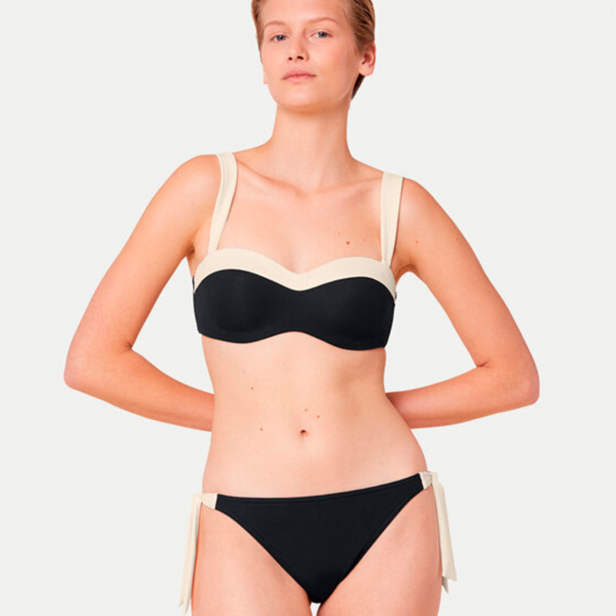 Triumph Summer Glow DP bikinitop zonder beugel, zwart
