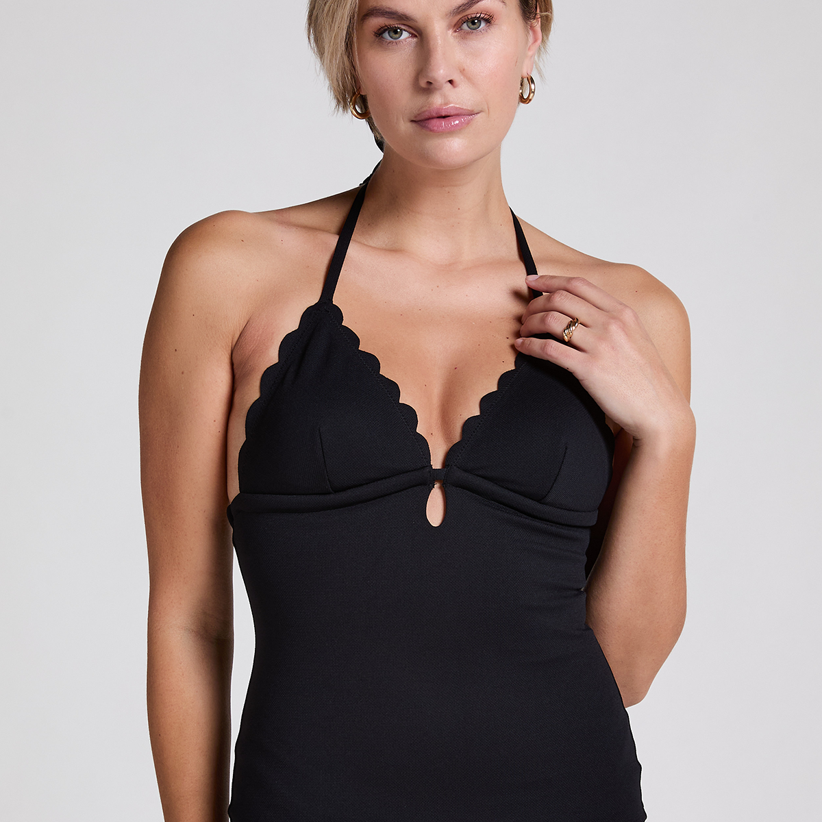 Hunkemöller Scallop Shaping Tankini top, zwart