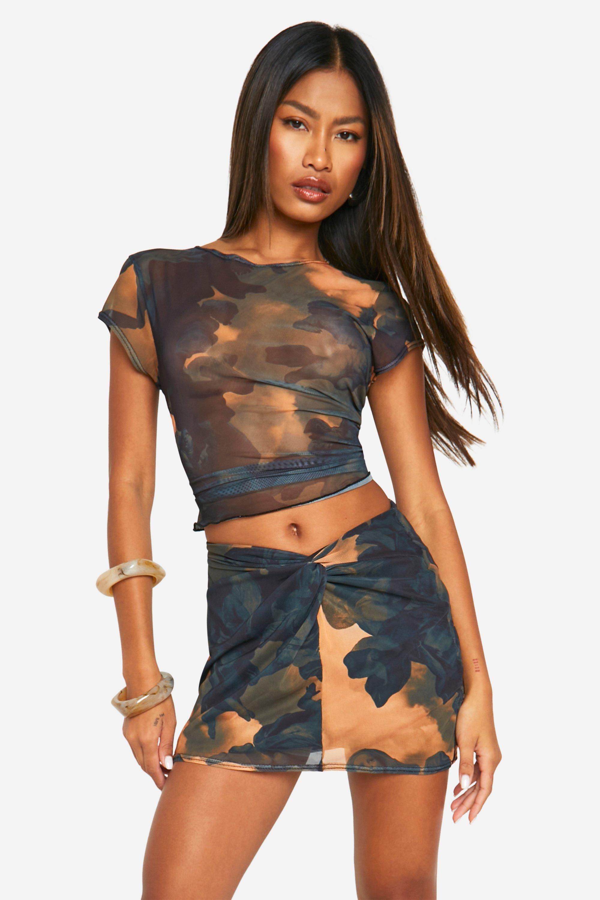 Boohoo Gedraaid Mesh Renaissance Print Mini Rokje, Black