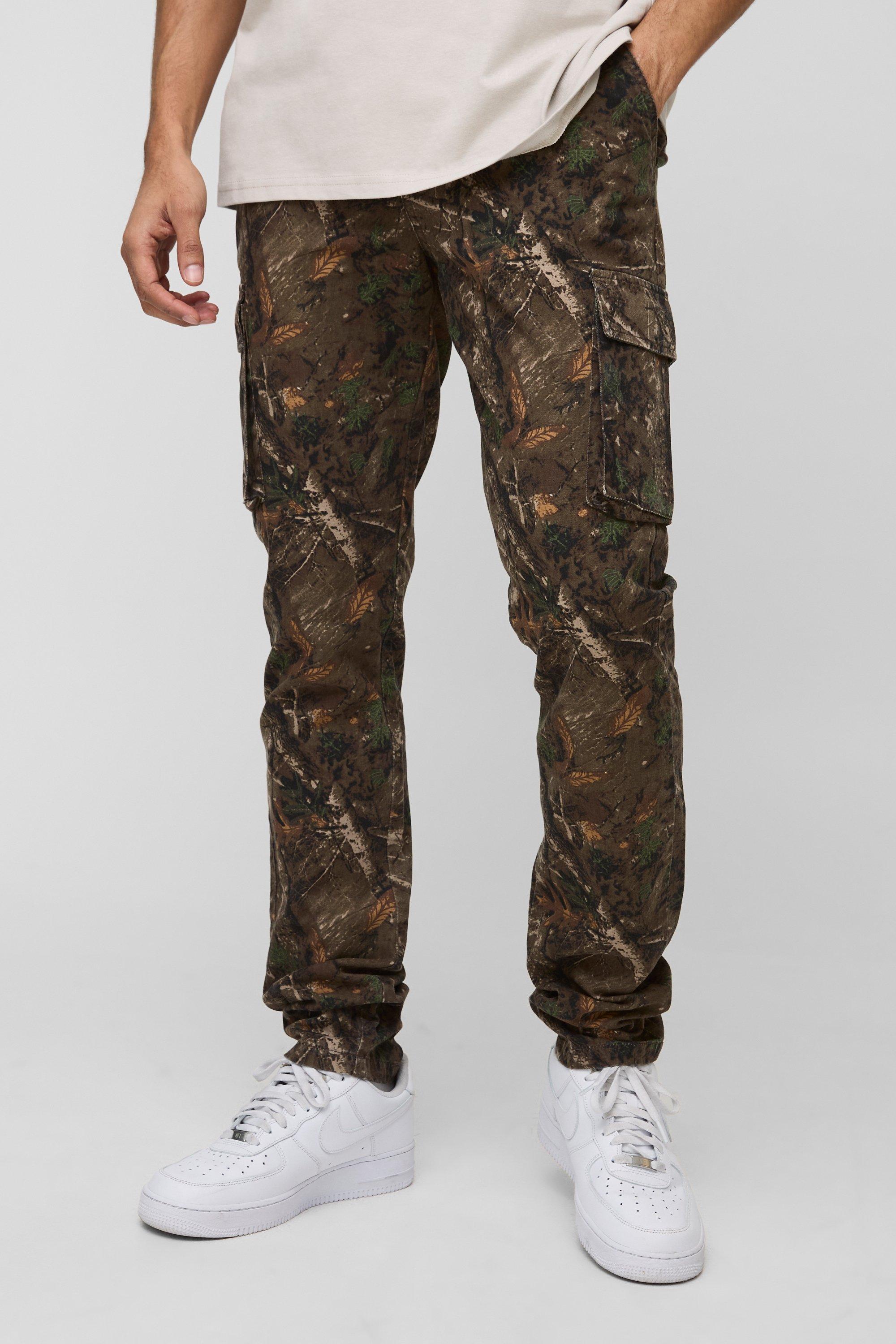 Boohoo Stacked Camo Slim Fit Cargo Broek, Khaki