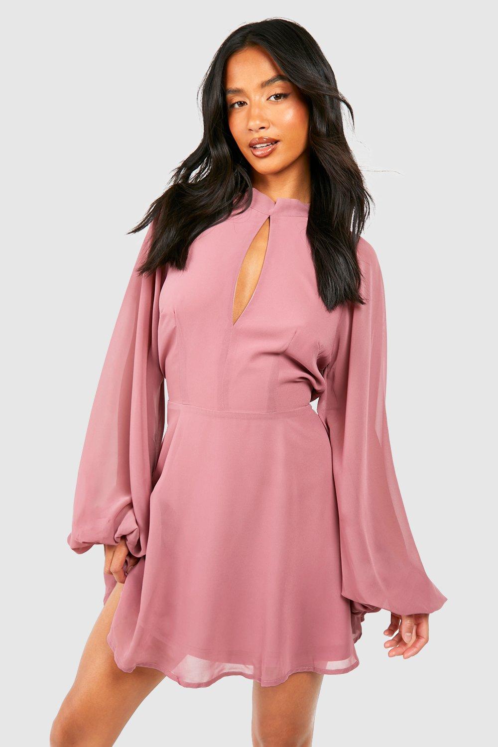 Boohoo Petite Skater Jurk Met Hoge Hals En Volle Mouwen, Rose