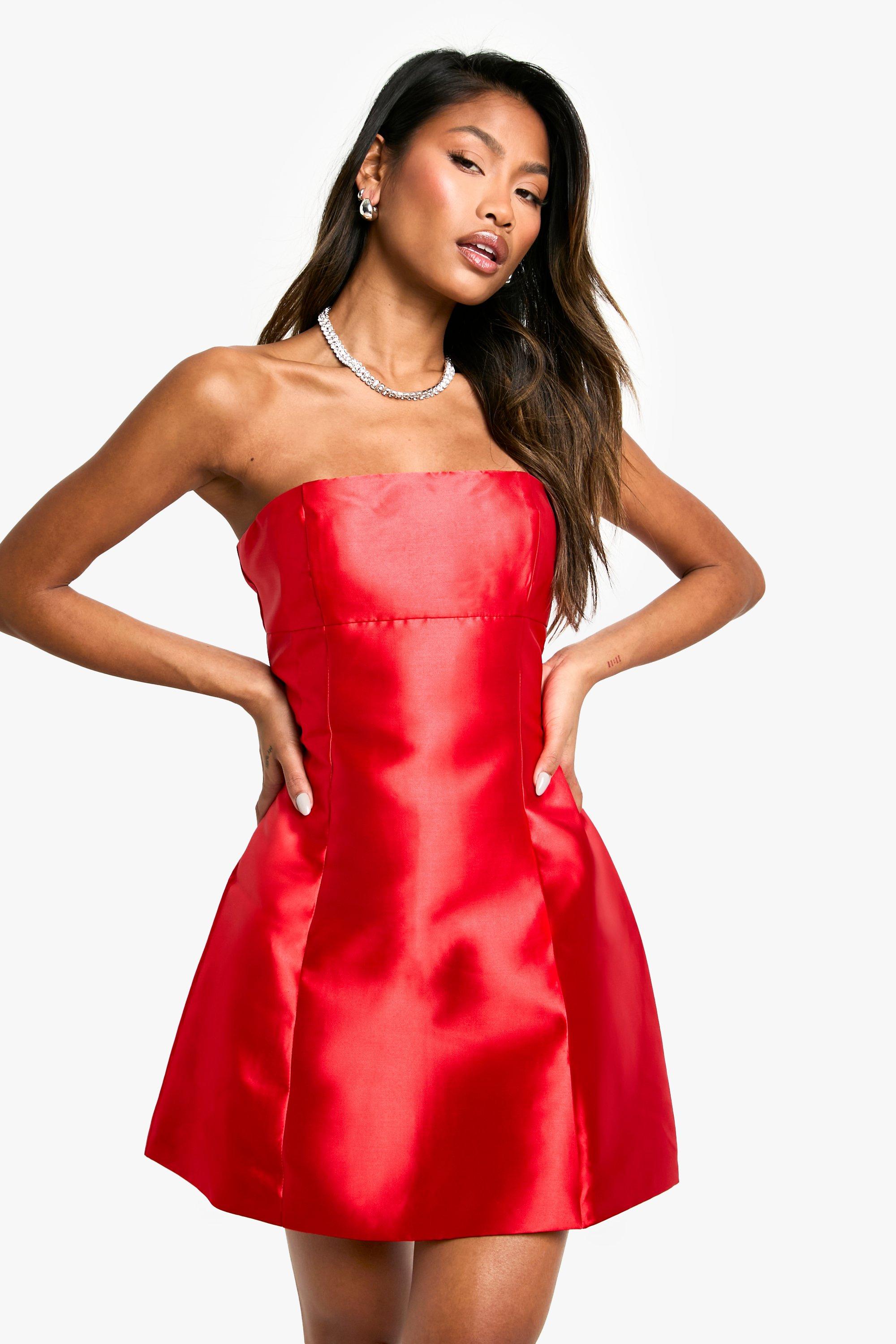 Boohoo Satijnen A-Line Mini Bandeau Mini Jurkje, Red