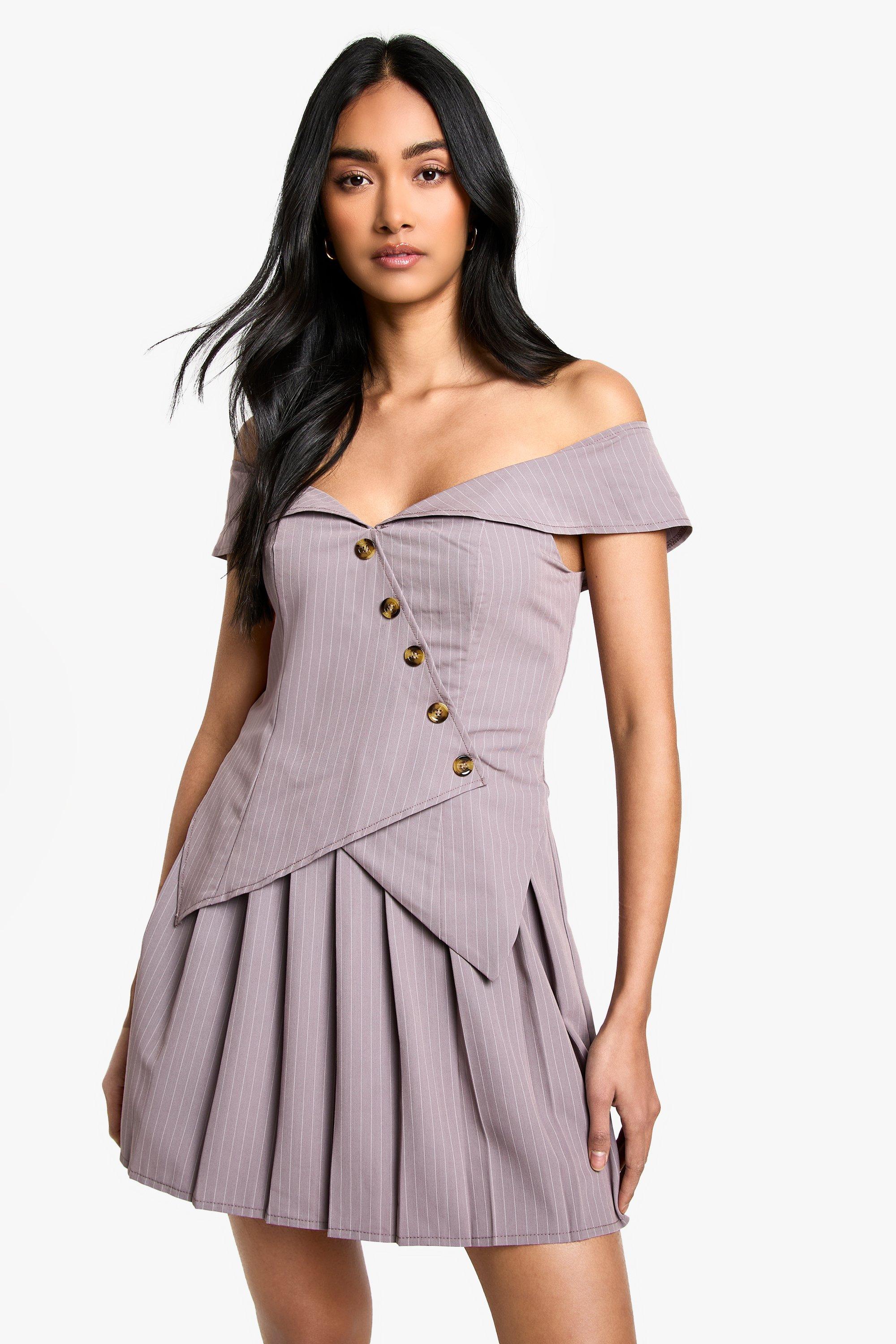 Boohoo Geplooide Mini Jurk Met Krijtstrepen En Uitgesneden Hals, Taupe
