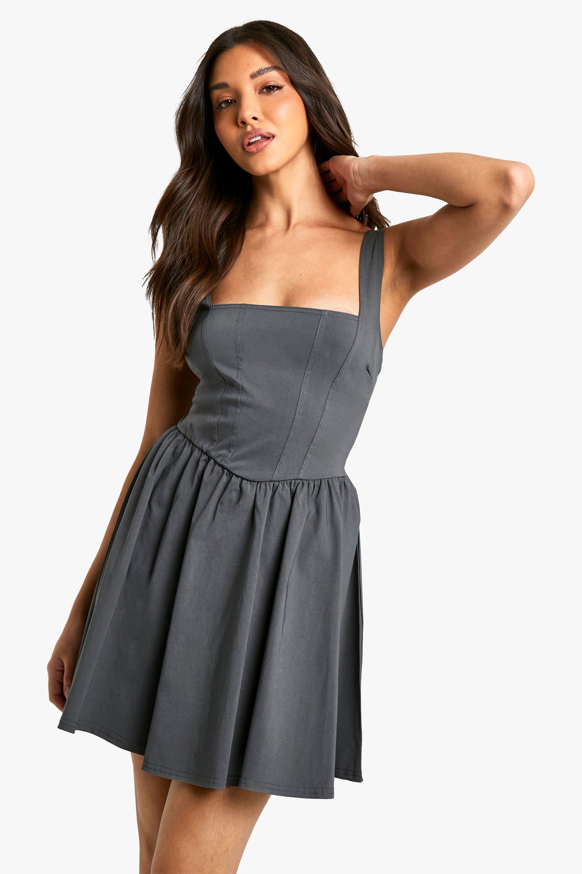 Boohoo Bengaline Melkmeisjes Skater Jurk, Charcoal