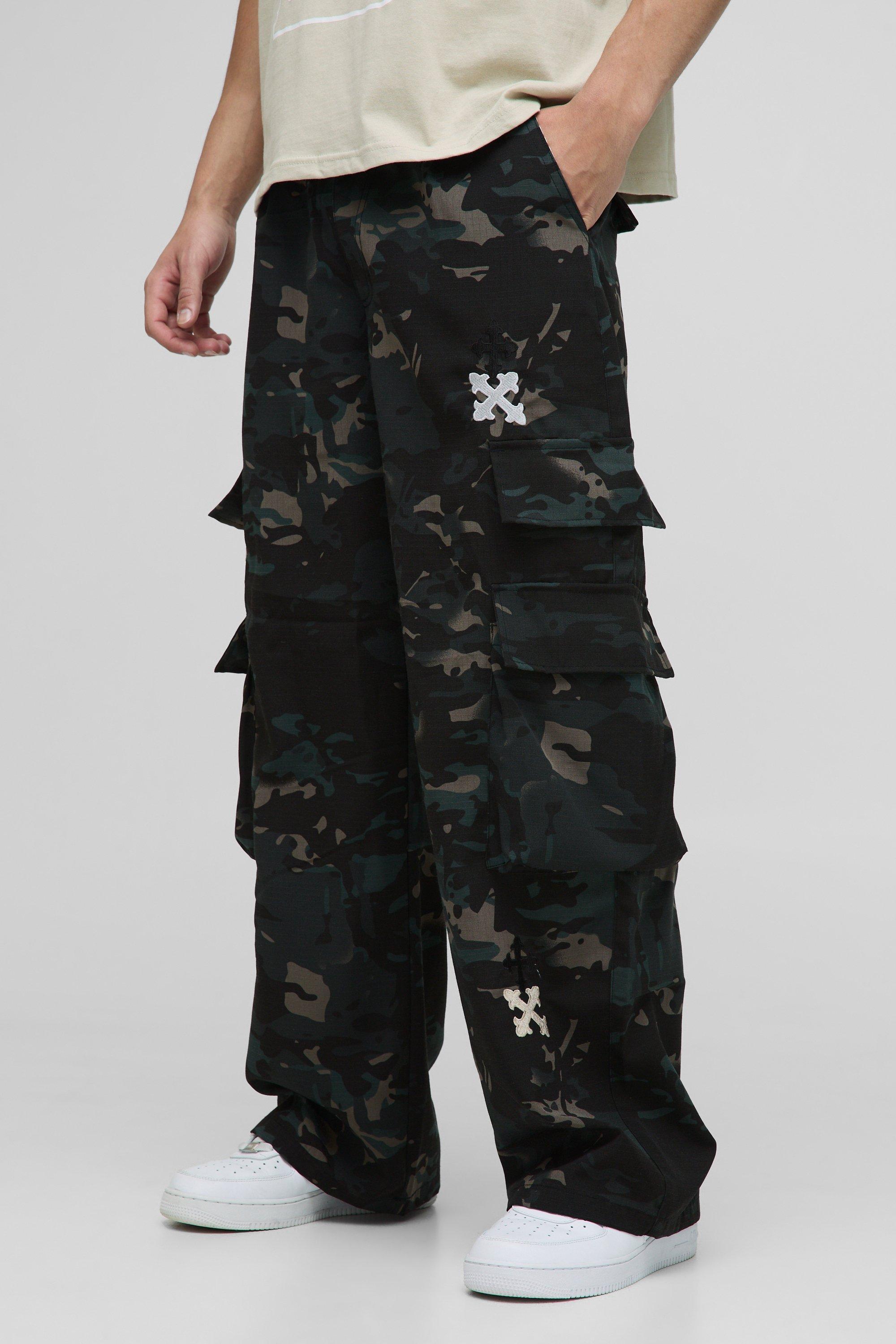 Boohoo Gebleekte Baggy Keperstof Camo Cargo Broek Met Kruis, Khaki