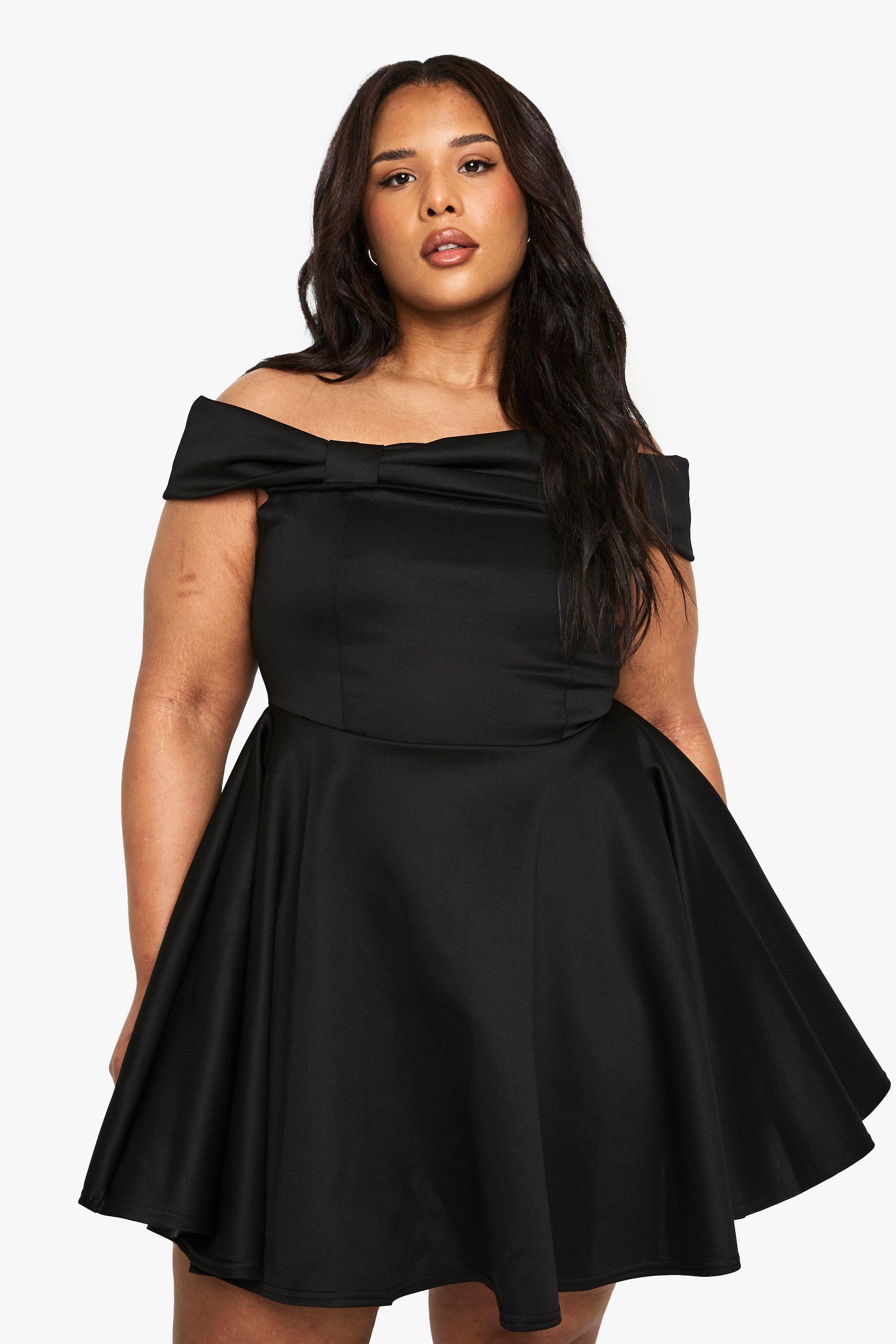 Boohoo Plus Skater Jurk Met Uitgesneden Hals En Structuur, Black