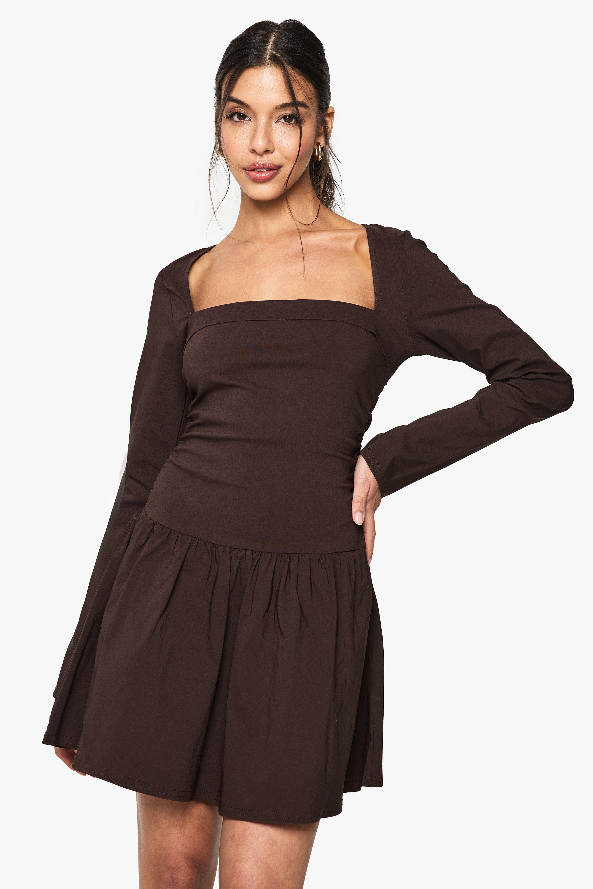 Boohoo Mini Skater Jurk Met Lange Mouwen, Chocolate