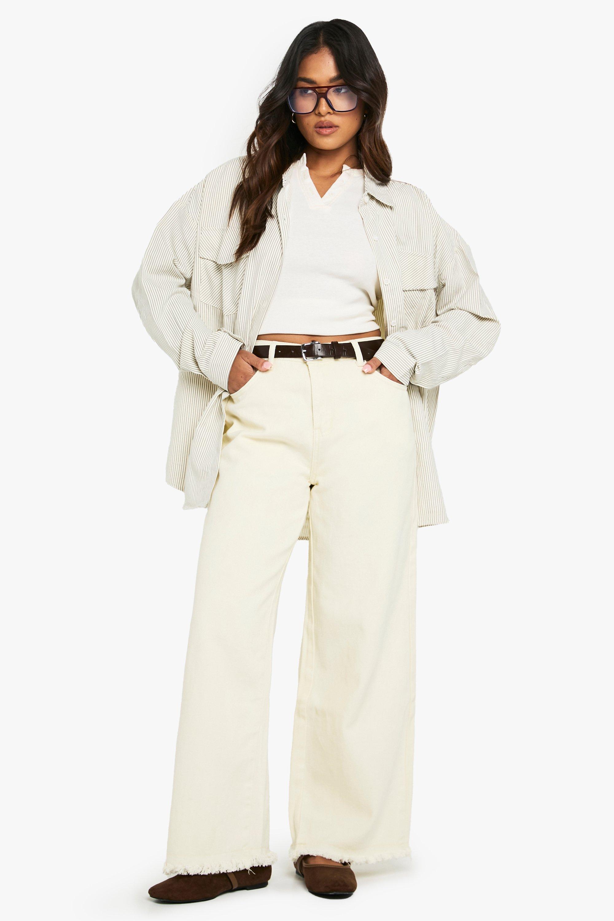 Boohoo Petite Ecru Wide Leg Jeans Met Gerafelde Zoom, Ecru