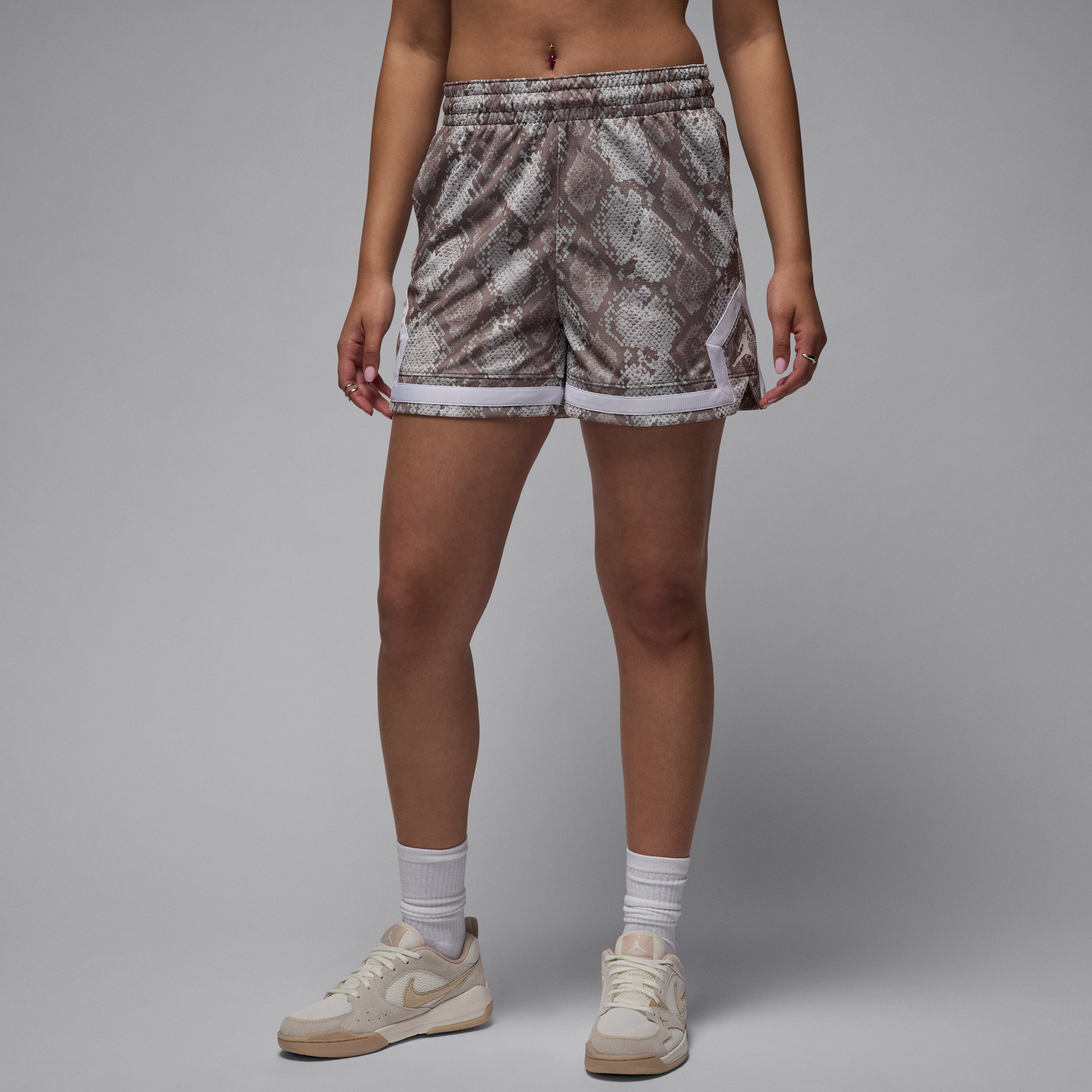 Jordan Sport Diamond damesshorts met print (10 cm) - Grijs