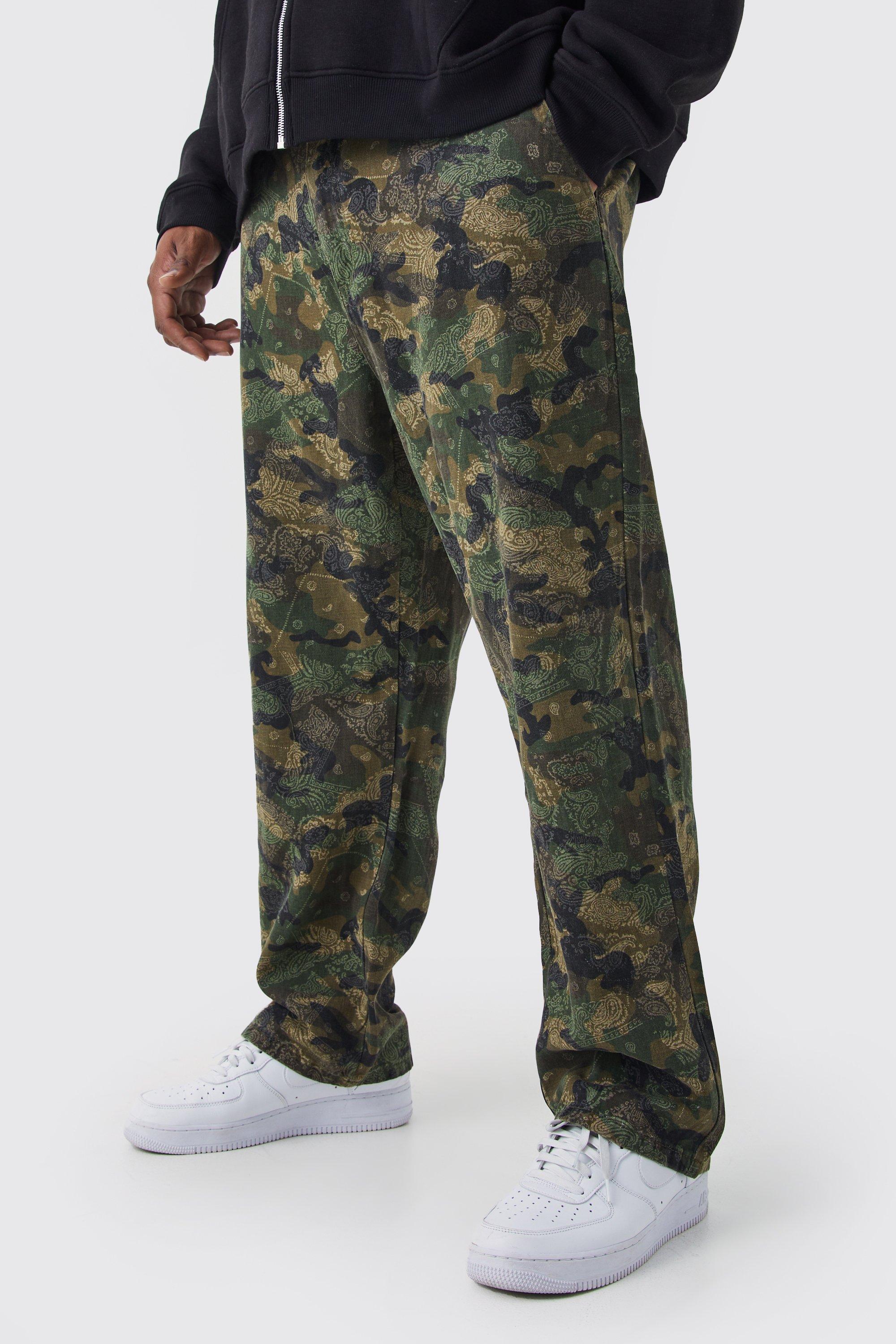 Boohoo Plus Bandana Camo Cargo Broek Met Rechte Pijpen En Zakken, Dark Green