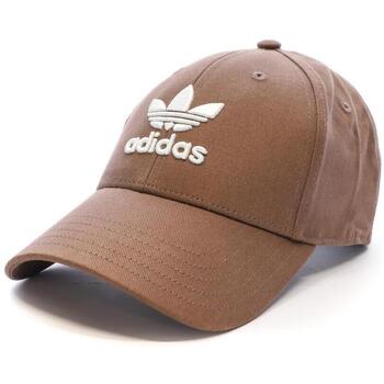 Adidas Pet  -