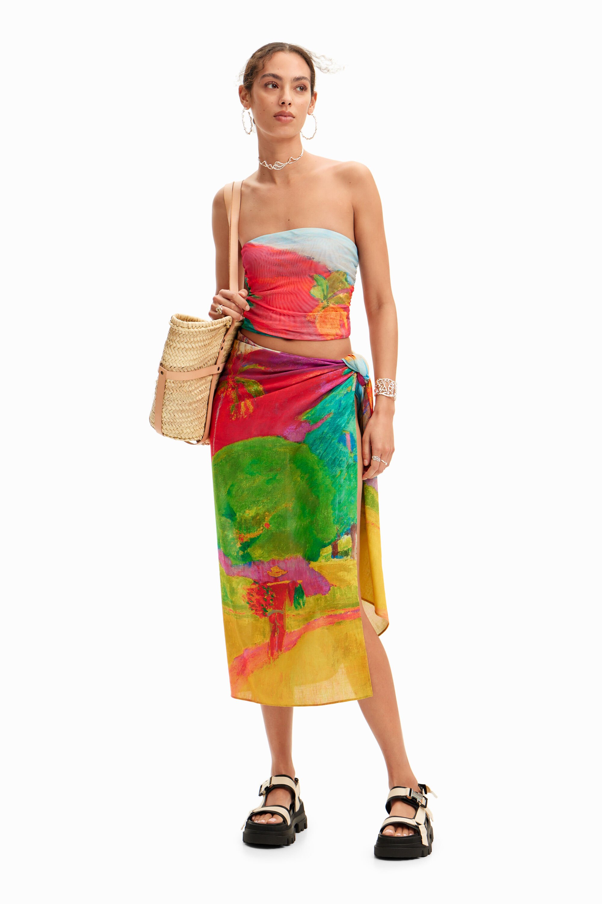 Desigual Sjaal met een landschapsprint van Gauguin. - MATERIAL FINISHES