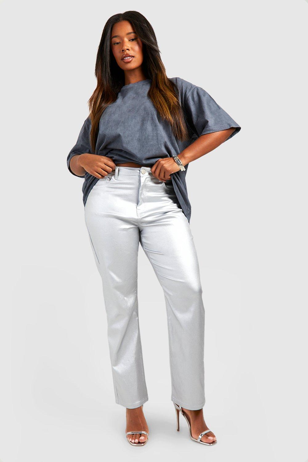 Boohoo Plus Metallic Jeans Met Rechte Pijpen En Coating, Silver