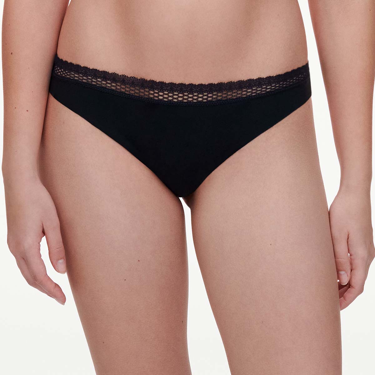 Chantelle Cozy Chic tanga slip, zwart