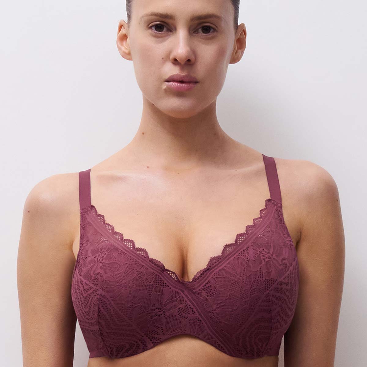 Chantelle Easyfeel Floral Touch BH met beugel, rood