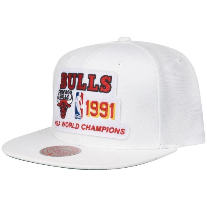 59caps Casquette snapback mitchell & ness - chicago bulls 1991 champions - blanc/noir - style sportswear