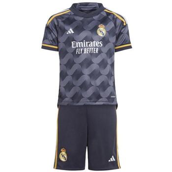 Adidas T-shirt  -