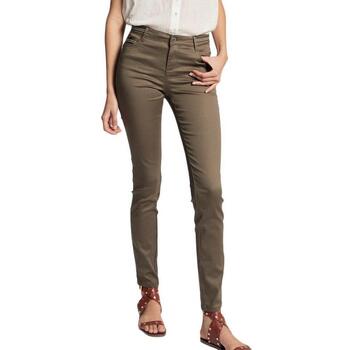 Morgan Broek  -