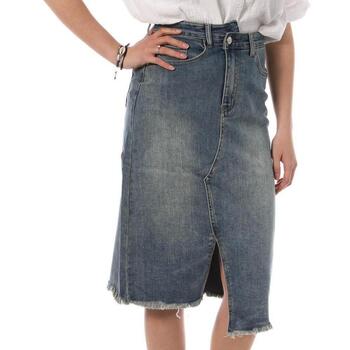 Monday Premium Rok  -