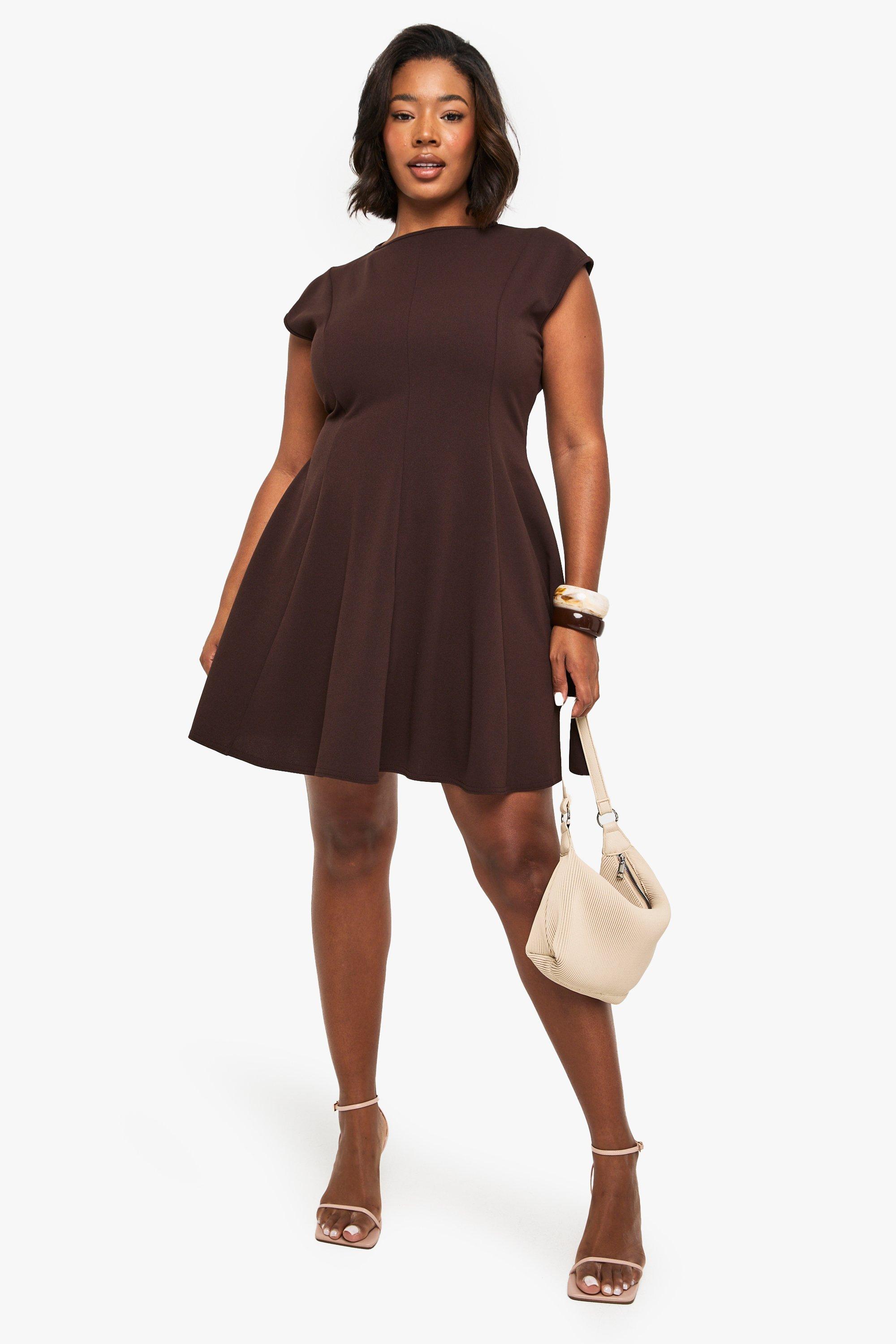 Boohoo Plus Skater Jurk Met Panelen, Chocolate