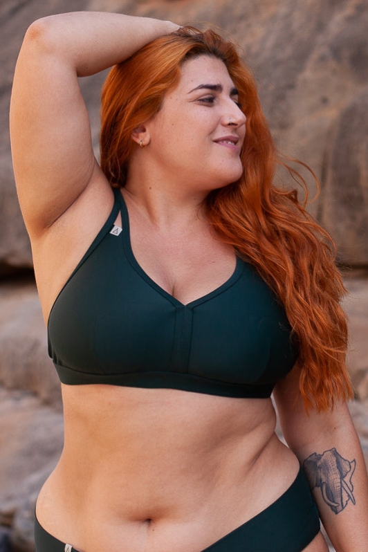 Inaska Damen vegan Sport Bikinioberteil Wild Nature DunkelgrÃ¼n