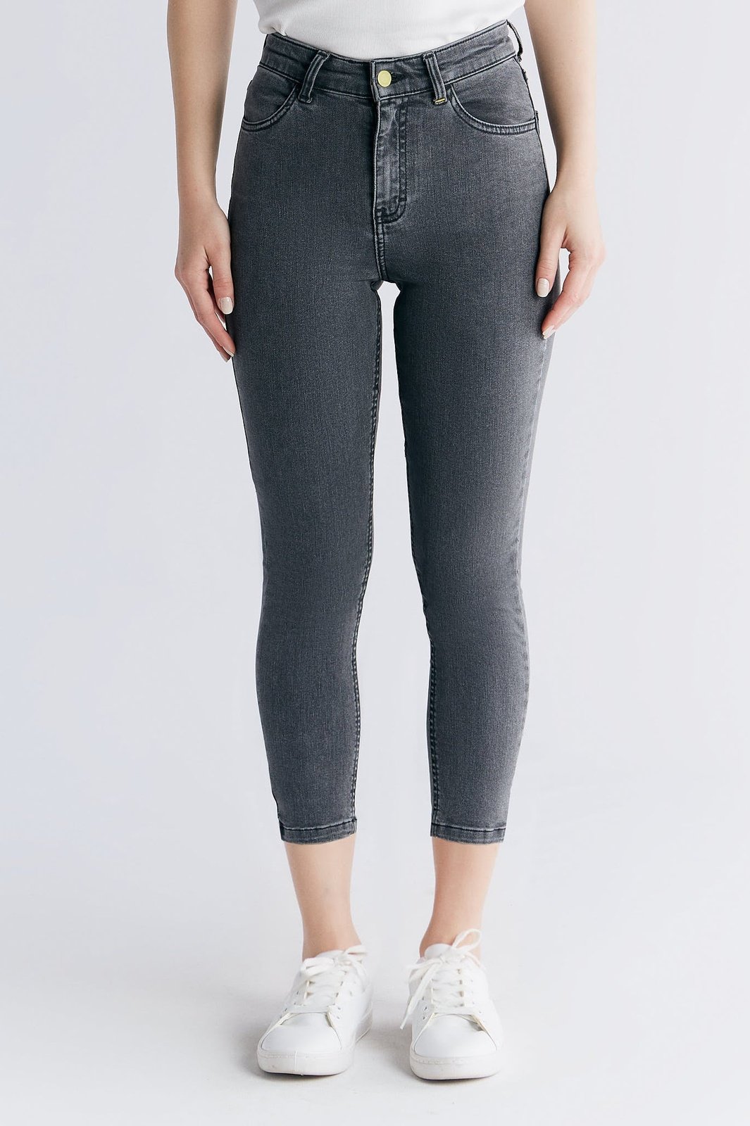 Evermind Damen vegan Jeans Kurzes Bein Skinny Fit Iron Gray