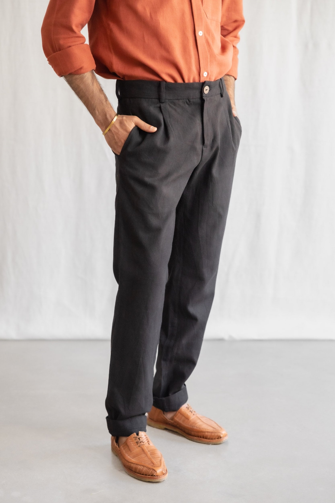Jyoti Fair Works Herren vegan Hose Harinder Schwarz