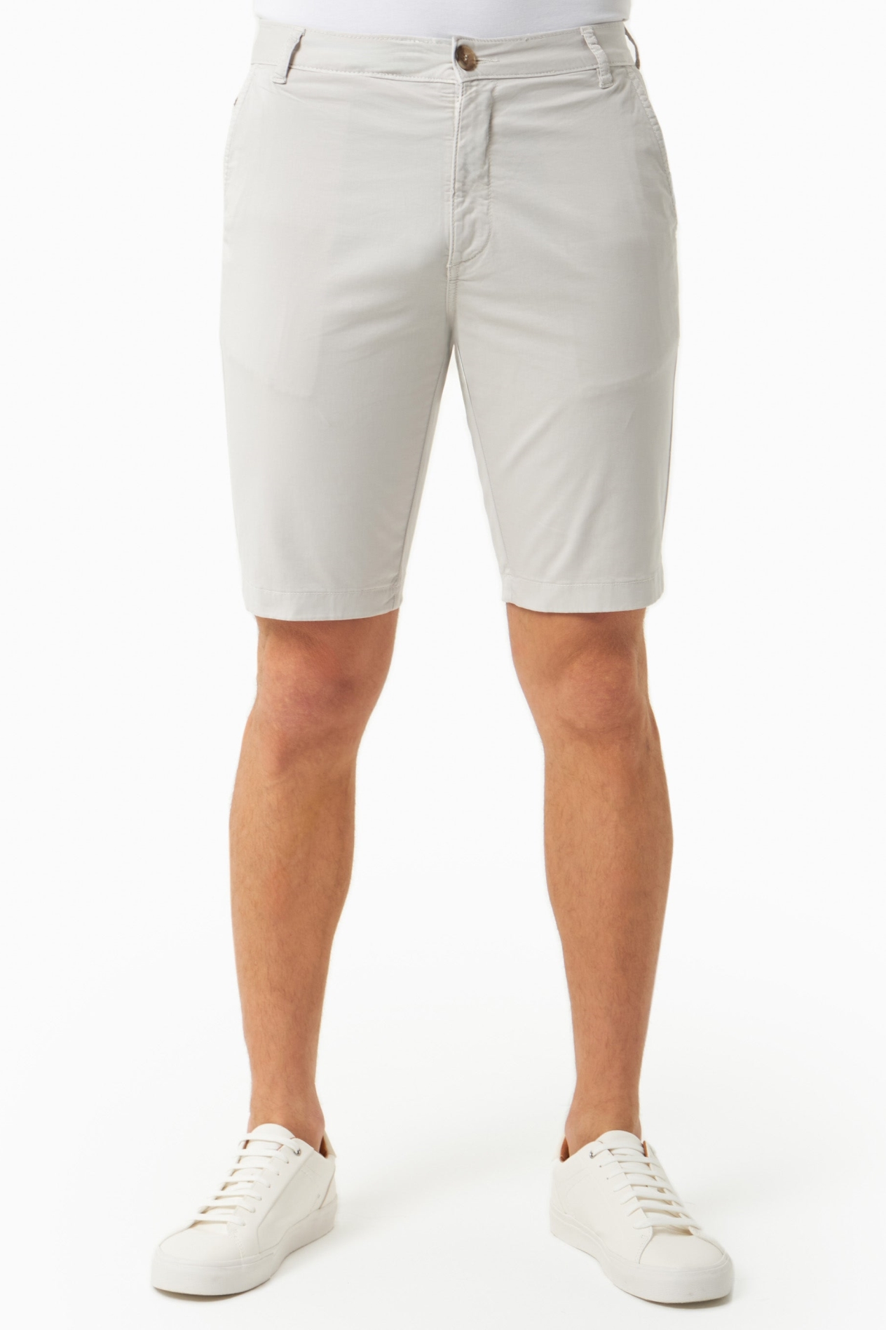 ORGANICATION Herren vegan Shorts Slim Fit Chino Hellgrau