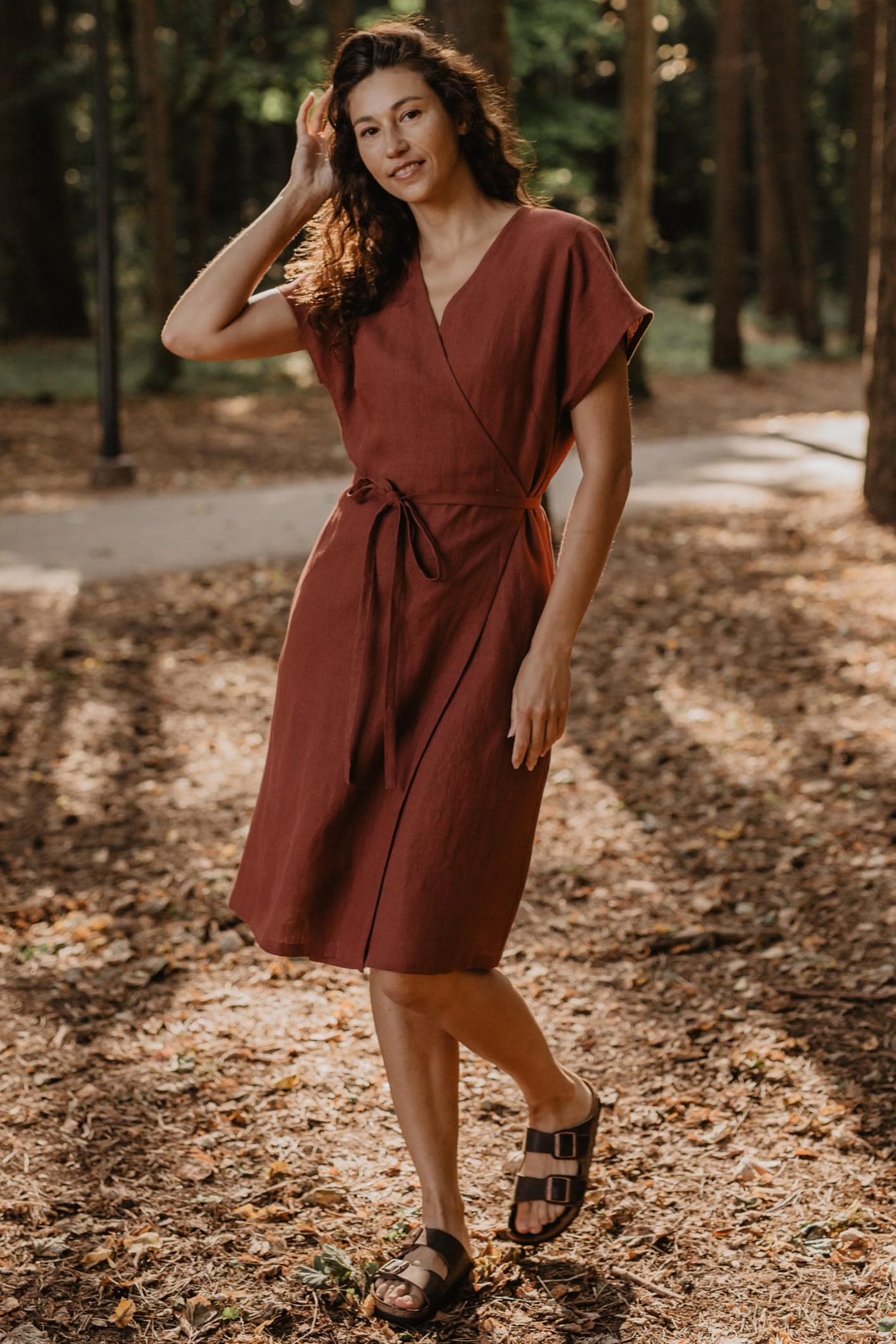 AmourLinen Damen vegan Wickelkleid Rom Terrakotta