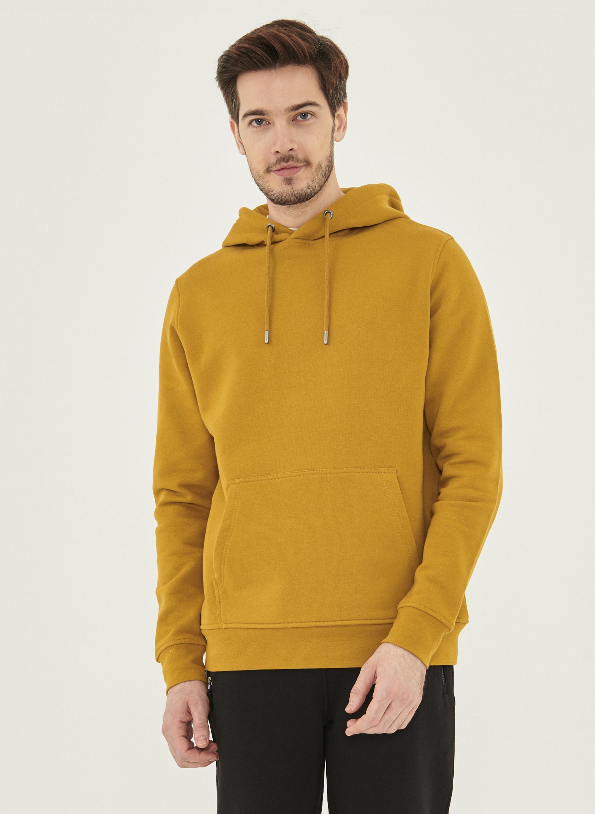 ORGANICATION Herren vegan Hoodie Dunkelgelb