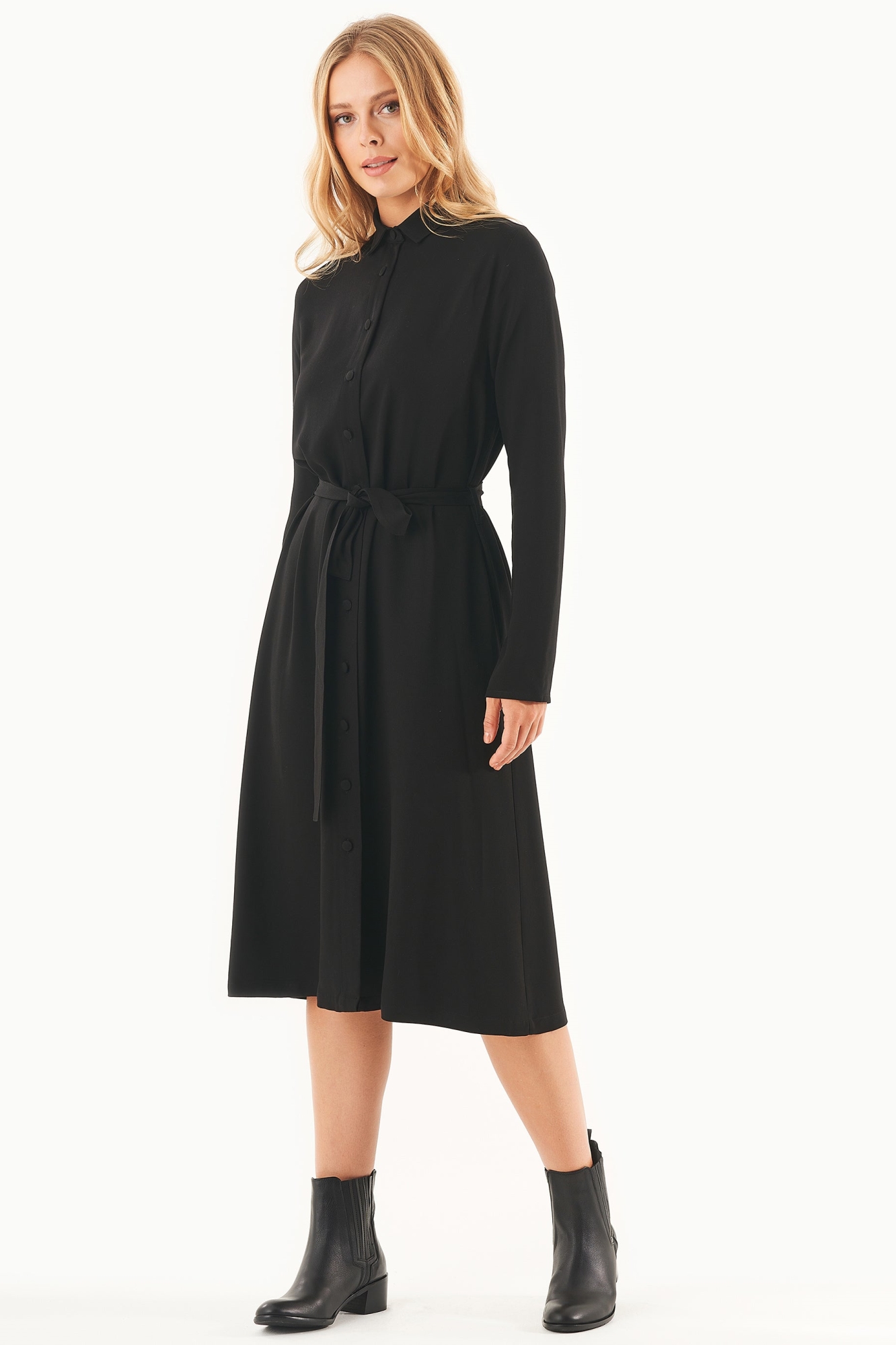 ORGANICATION Damen vegan Hemdkleid Ecovero Schwarz