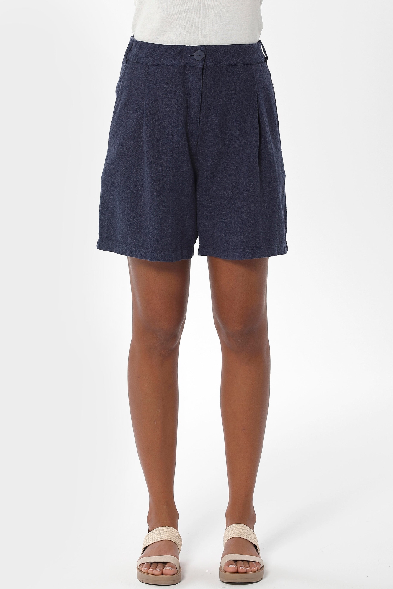 ORGANICATION Damen vegan Shorts Plissee Navy