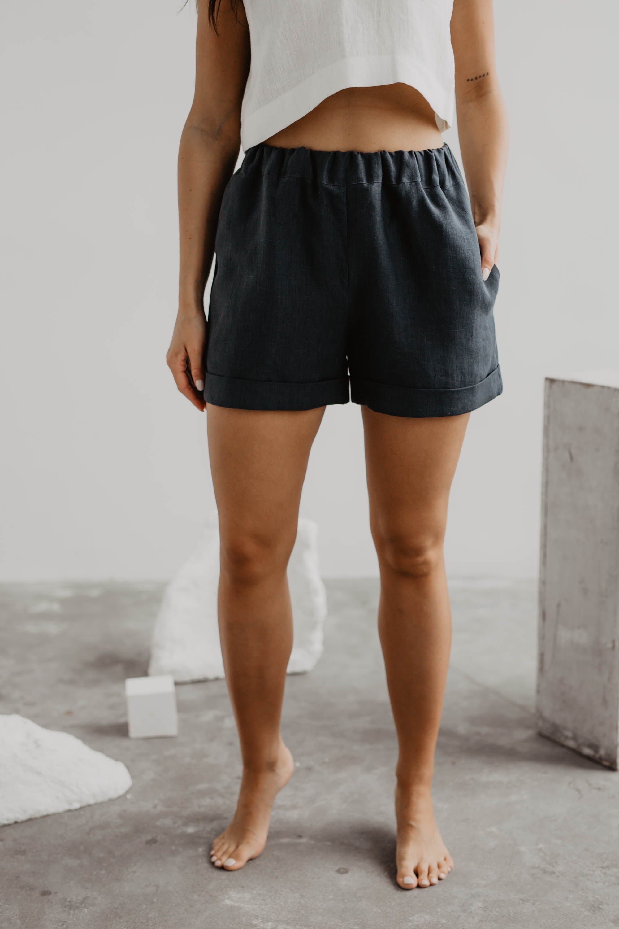 AmourLinen Damen vegan Kurze Hose Mia Charcoal