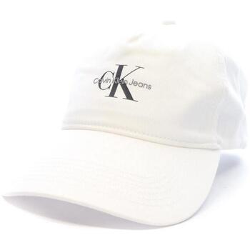 Calvin Klein Jeans Pet  -