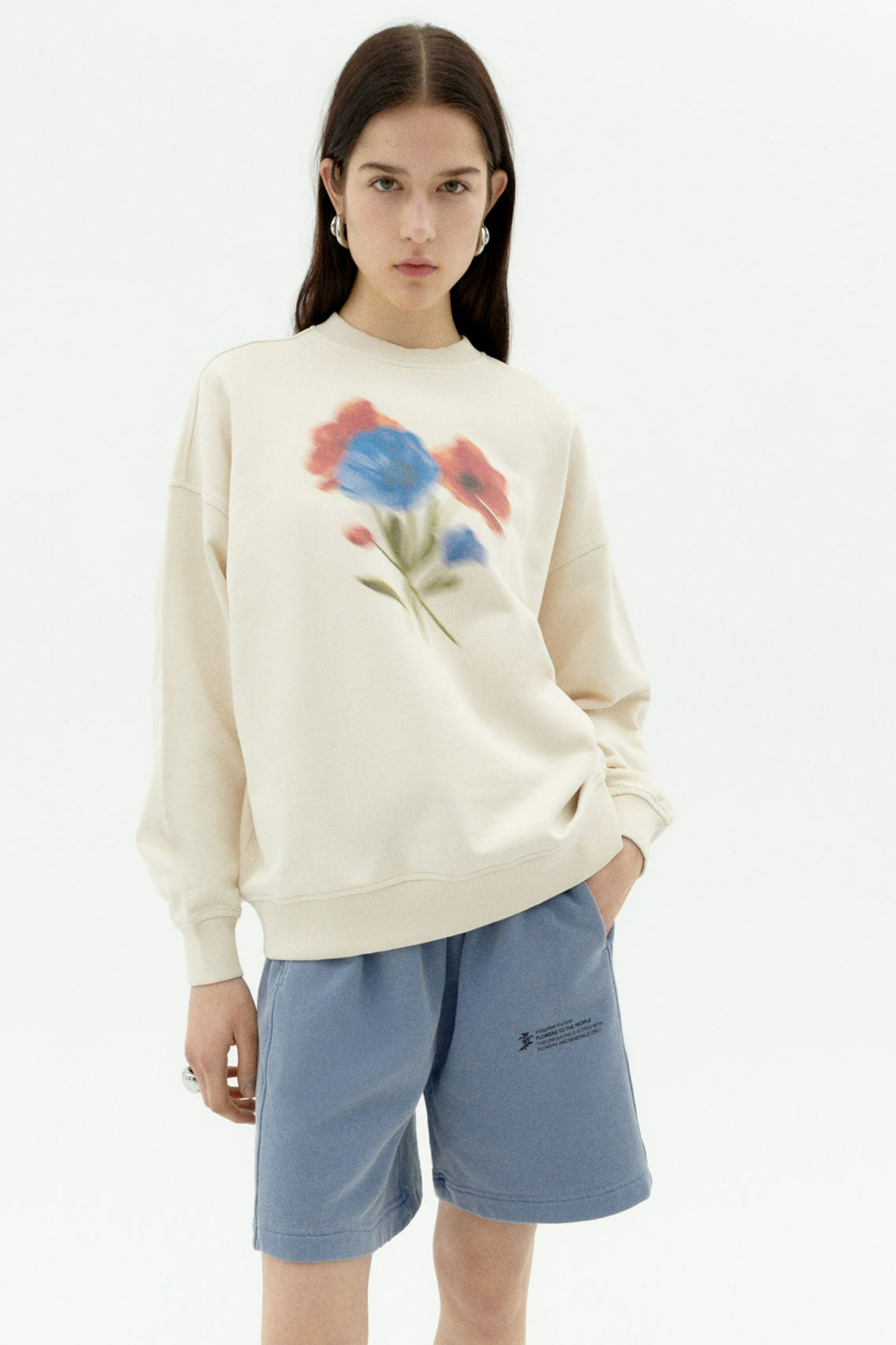 Thinking mu Damen vegan Sweatshirt Jimena Blurry Flower WeiÃŸ