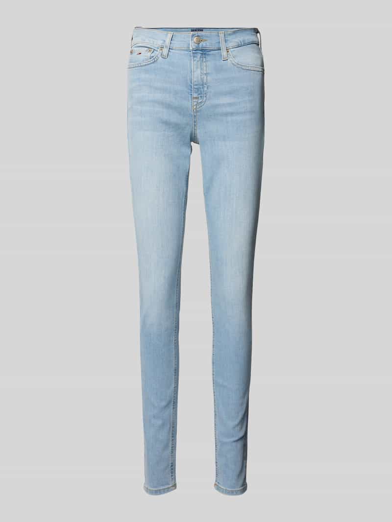 TOMMY JEANS Skinny fit jeans Nora Mid Rise Skinny Fit met wasbeurt, met logo-badge