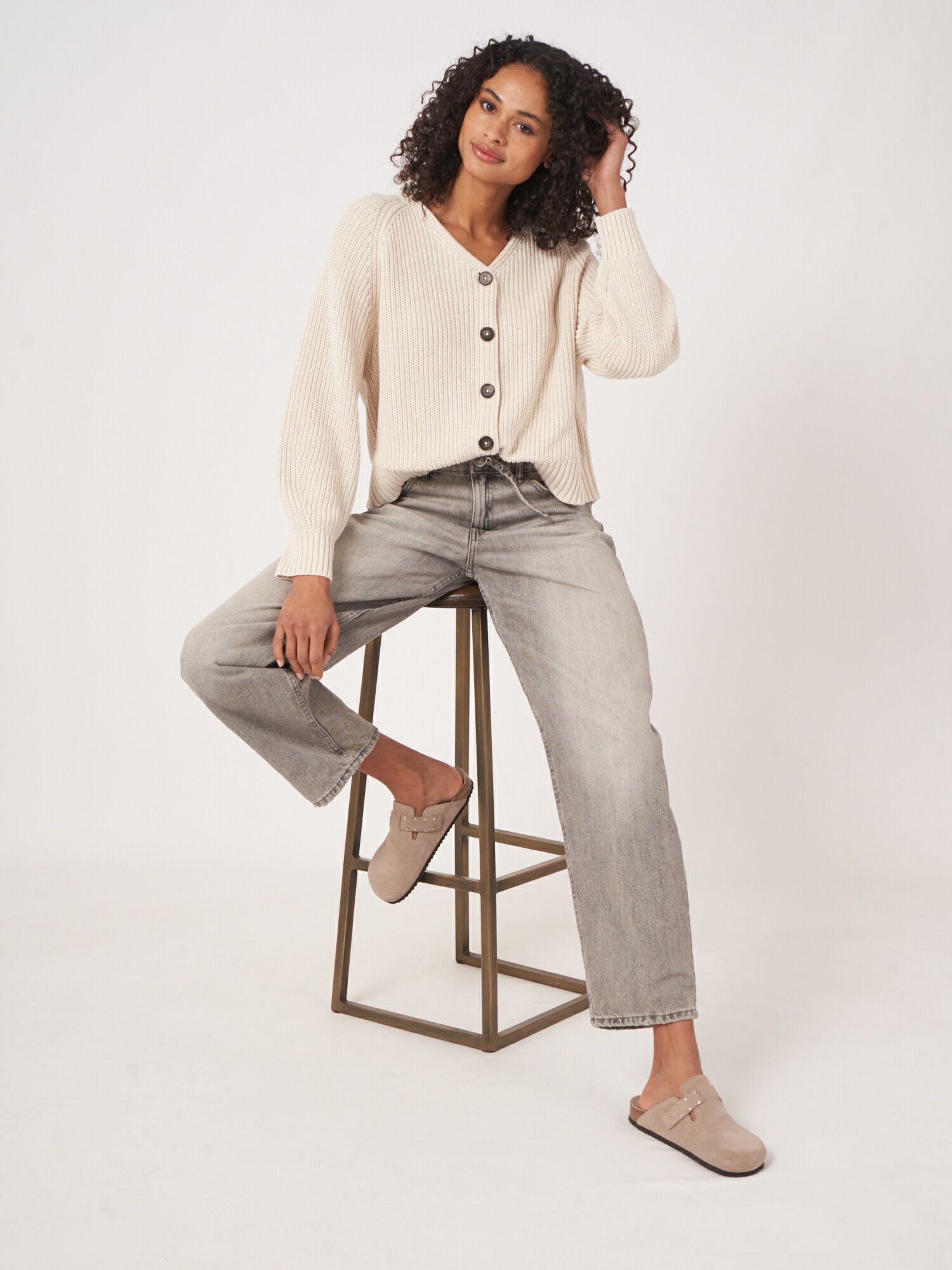 REPEAT cashmere Grof ribgebreide katoenen V-hals cardigan