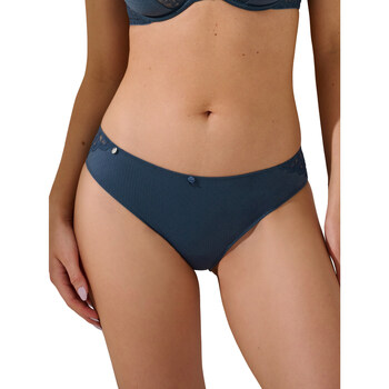 Lisca Slips  Delightful Slip Cheek