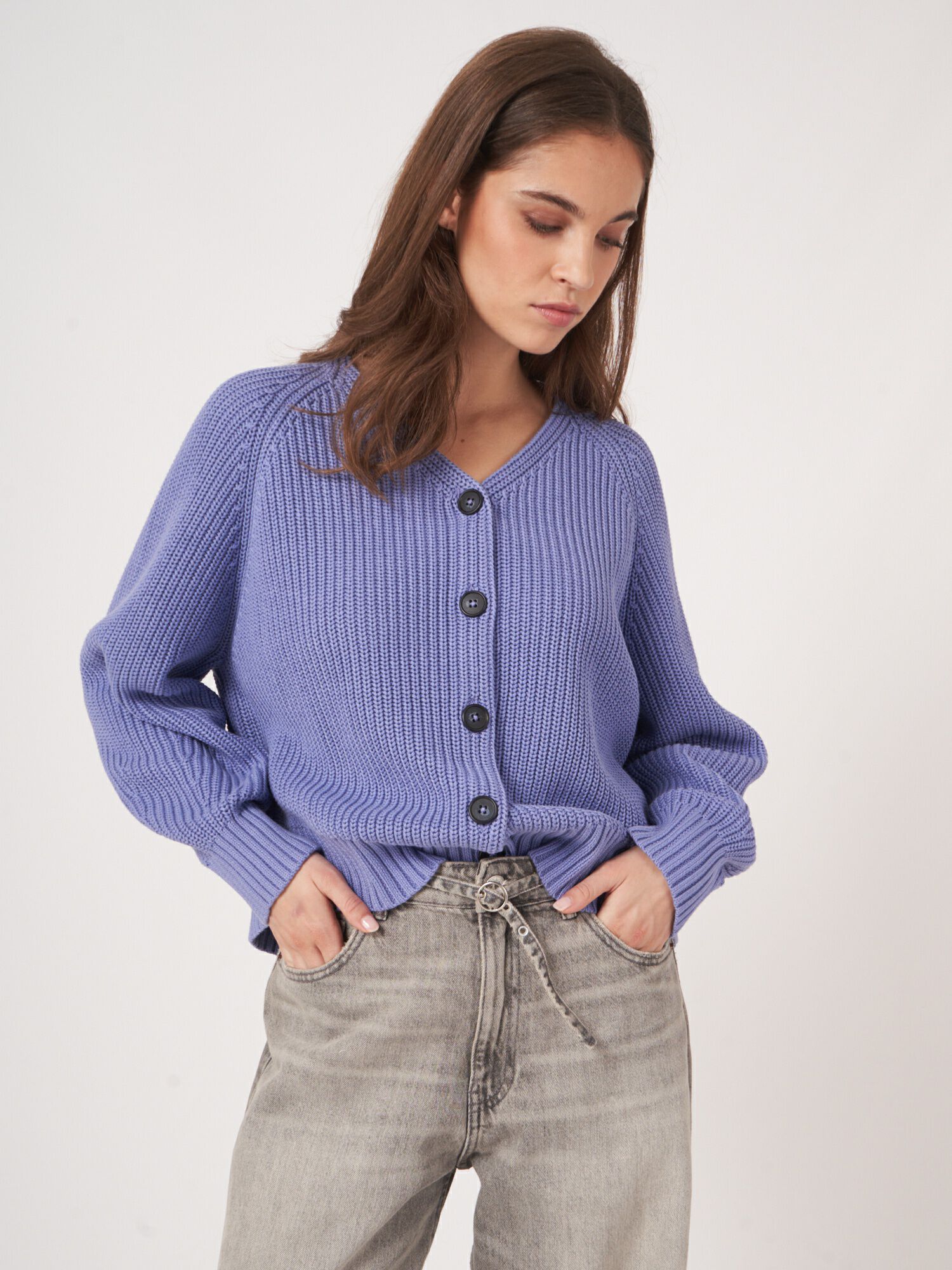 REPEAT cashmere Grof ribgebreide katoenen V-hals cardigan