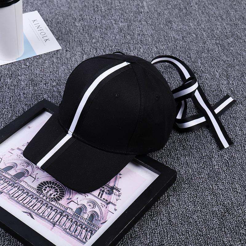 Dexing Koreaanse versie van de nieuwe zwart-wit gestreepte baseballpet met lange riem Lente en zomer Heren Dames Paar Outdoor Vizierpet Adjustable zwart