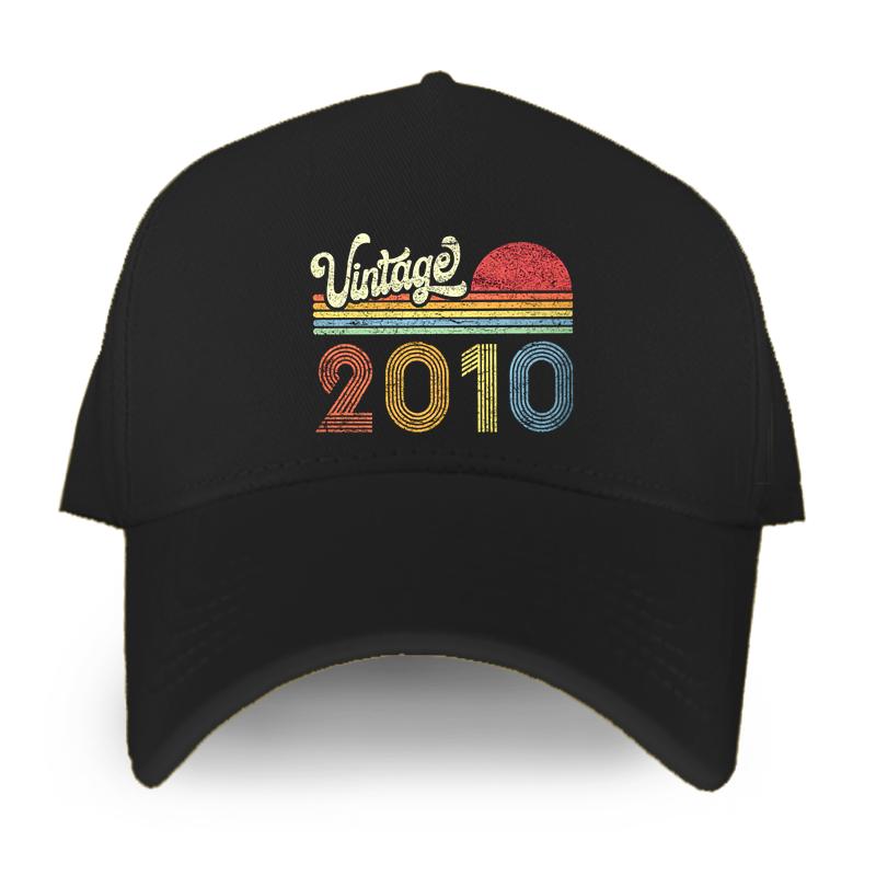91530102MAC2AA7079 2010 Verjaardagscadeau Vintage Born Made 2010 Retro Zonsondergang Baseball Cap Unisex Vrouwen Caps Mode Hip Hop Hoed Adjustable