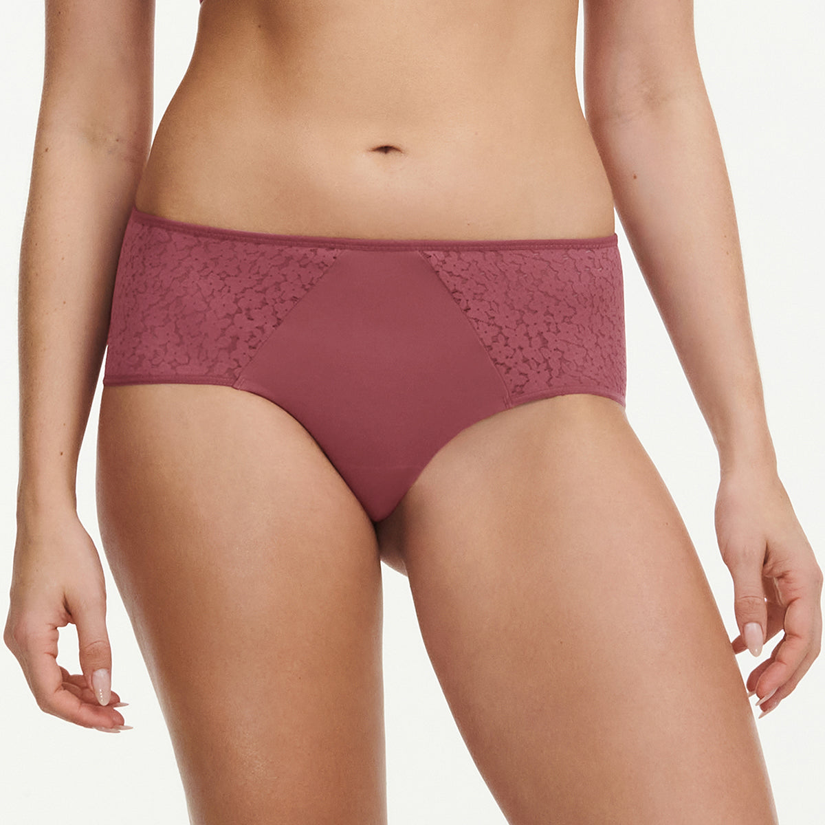 Chantelle EasyFeel Norah Shorty hipster slip, bruin